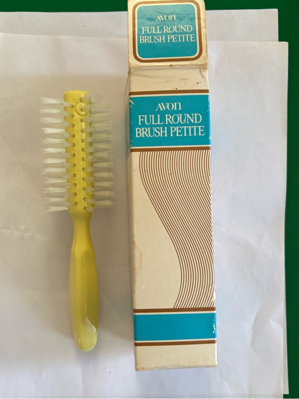 Vintage Avon Full Round Brush Petite - Yellow Brush